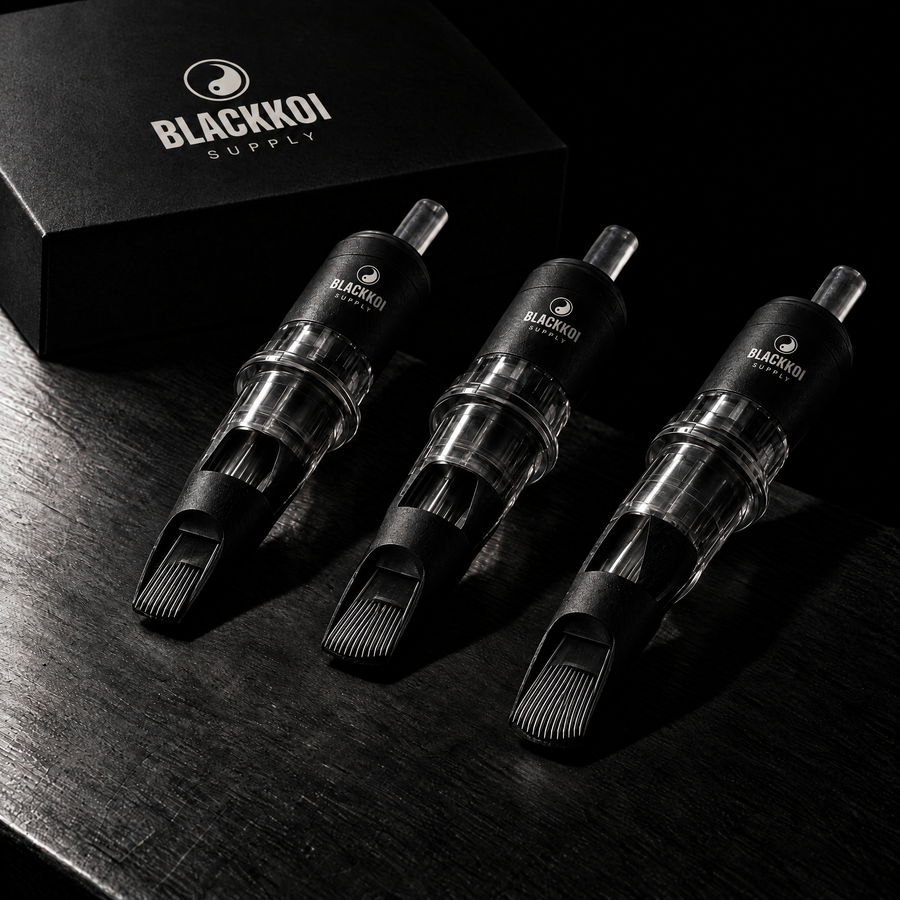 Curved magnum cartridges with the BlackKoi Supply box: three widths of the curved needle row